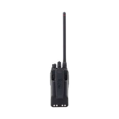 Radio Digital NXDN en la banda de VHF, rango de frecuencia 136-174MHz, sumergible IP67, analógico y digital, opera en sistemas trunking y convencional