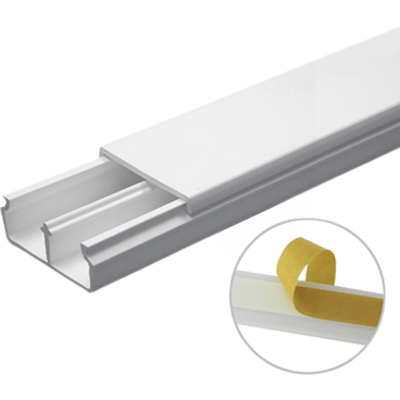 Canaleta en color blanco de PVC auto extinguible, con divisón 35 x 17, tramo de 6 pies, con cinta adhesiva (5301-21252)