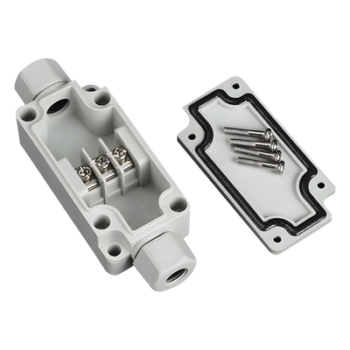 Caja de Conexión Exterior con Terminales Intermedias para 3 Líneas (Tornillo simple). Incluye Glándulas.