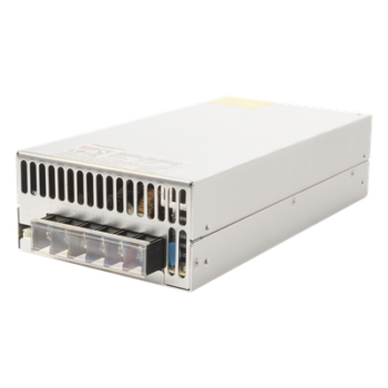 Fuente de poder industrial conmutada / 600W / 12Vcc / 50A / Entrada: 90-132Vca o 180-264Vca seleccionable / Ventilador incorporado