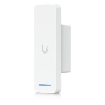 Lector de Acceso NFC / Hub Integrado / PoE+ / IP55 / 13.56 MHz / -30 a 40°C / 4.9 x 1.8 x 4.5'