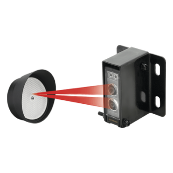 Detector Fotoeléctrico / Rango Ajustable 14 m (45.9 ft) / IP66 Exterior / Salida Relé NO/NC/COM / LED Alineación y Disparo / 12 VDC
