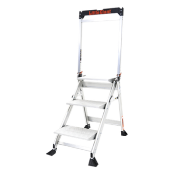 Escalera de Tijera / 3 Peldaños Jumbo / Altura 0.67 m (2.2 ft) / Capacidad 170 kg (375 lbs) / Barra Anti-caídas / Almohadillas Antideslizantes